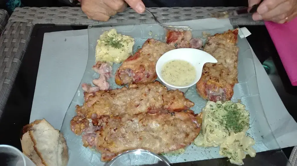 Menu_FILS DE LASQUE SARL_Montardon_immagine_7