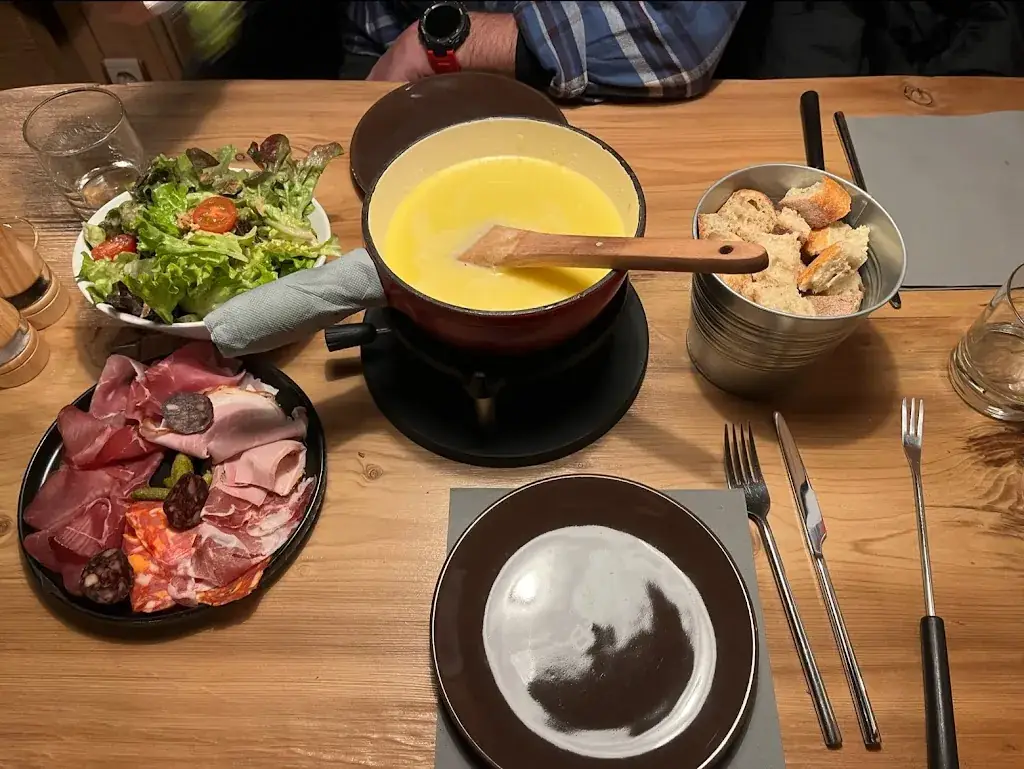 Basak Candemir_Le Grenier - Bar & Restaurant - La Clusaz_Clusaz_review