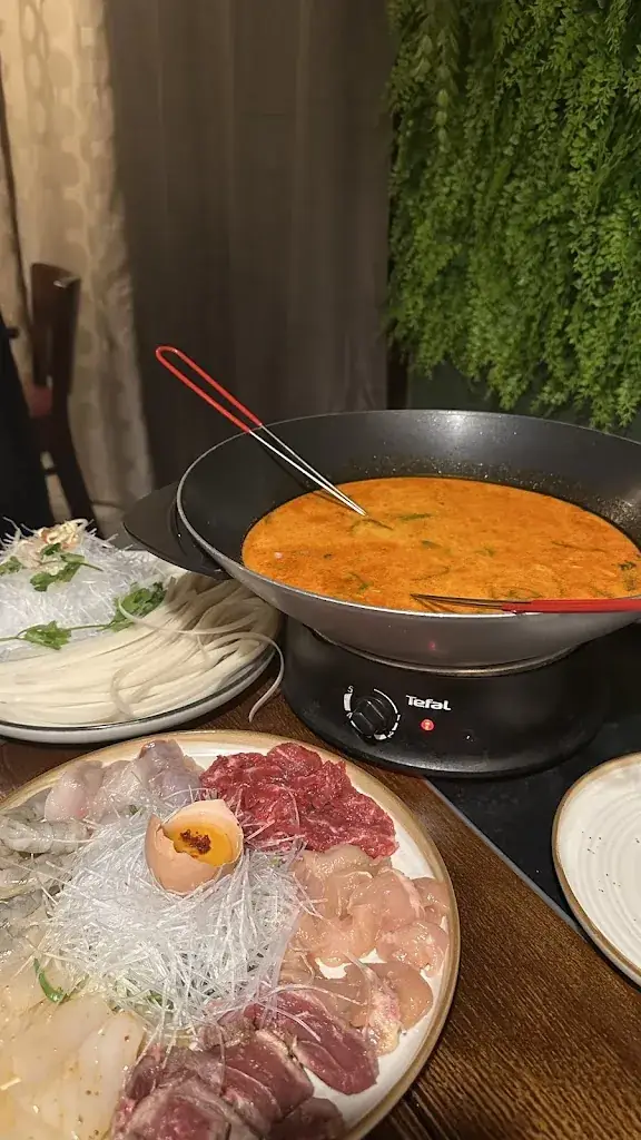 Nancey Ghyllebert_Le Meiling_Serres-Castet_review