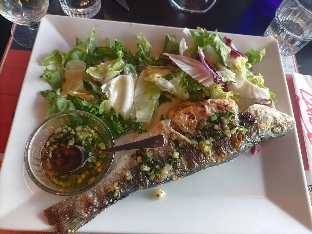 brigitte simonin_L'Atelier_Serres-Castet_reseña