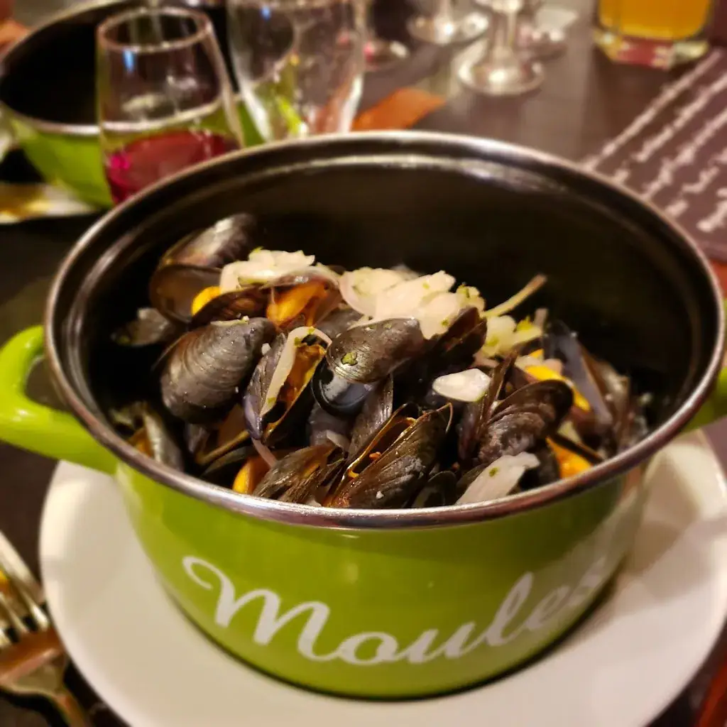 Kristian Gunn_L’Estaminet_Annecy_review