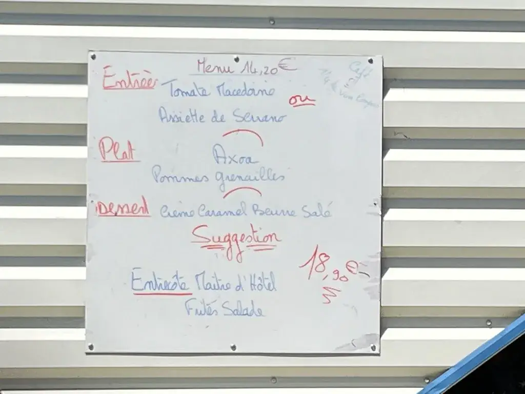 nicola handley_BAR / RESTAURANT Les Embruns_Serres-Castet_review