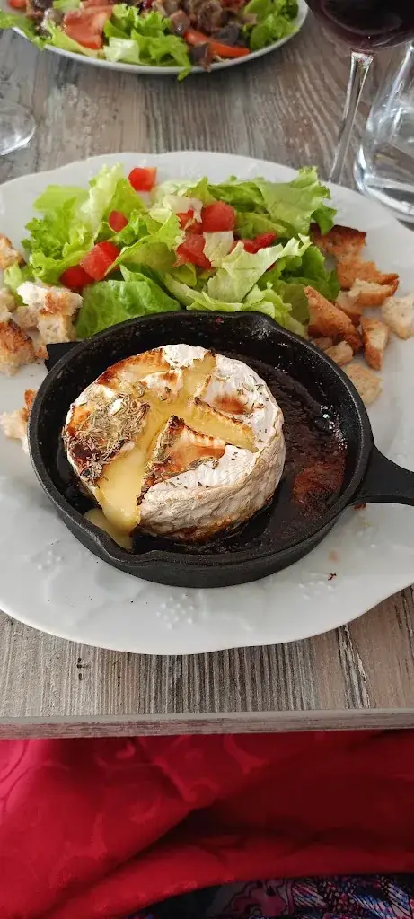 Martine Fallempin Hernandez_Restaurant à la Fourch'ète_Montguyon_review