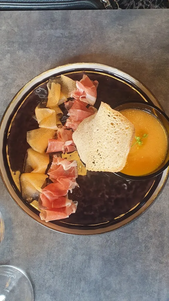 Don Parkin_Restaurant Cave La Quincaillerie_Montendre_review