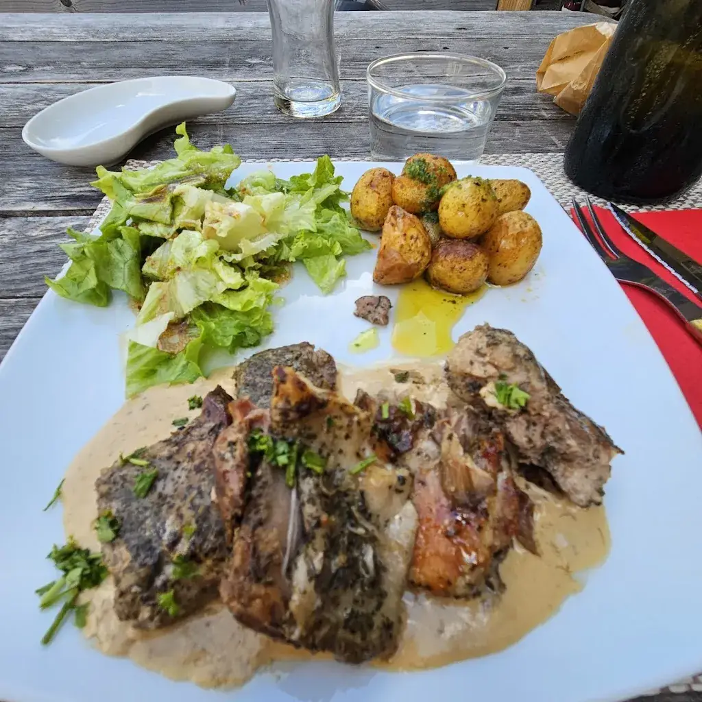 Raphaël ROBERT_CHAI VOUS BAR à VINS RESTAURANT_Montendre_review