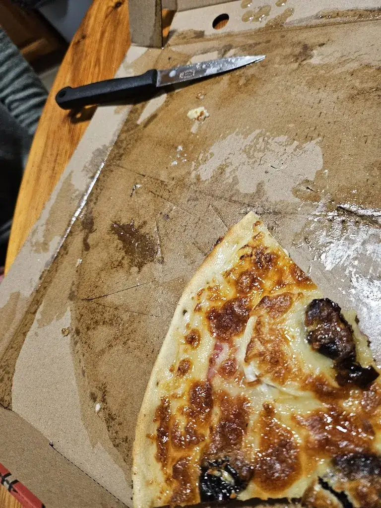 ATOUT PIZZ' MONTENDRE restaurant in Montendre