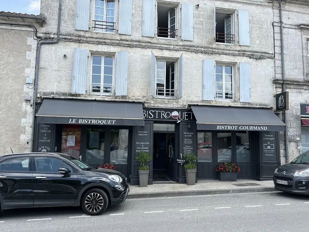 Le Bistroquet restaurant à Montmoreau