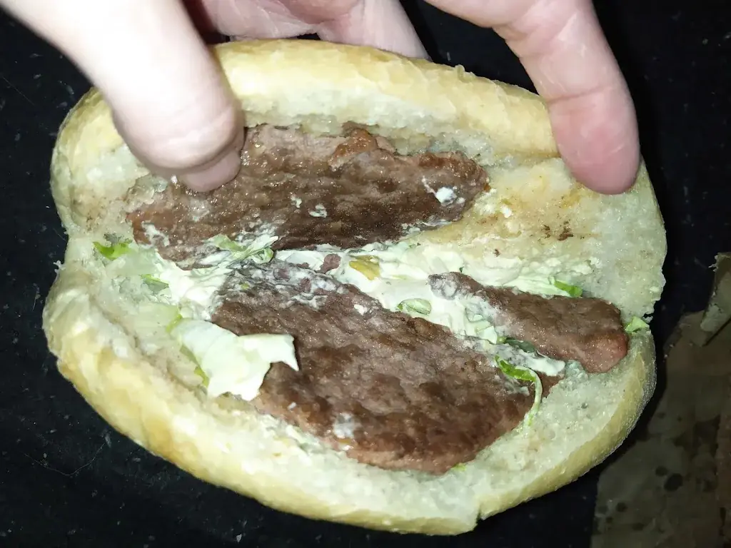 nanny_LE TIAM FAST FOOD _Montmoreau_review