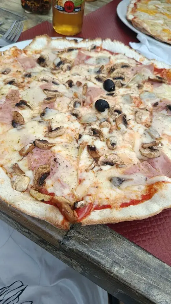 Olene Guidon_La Rome Antique_Morcenx-la-Nouvelle_review