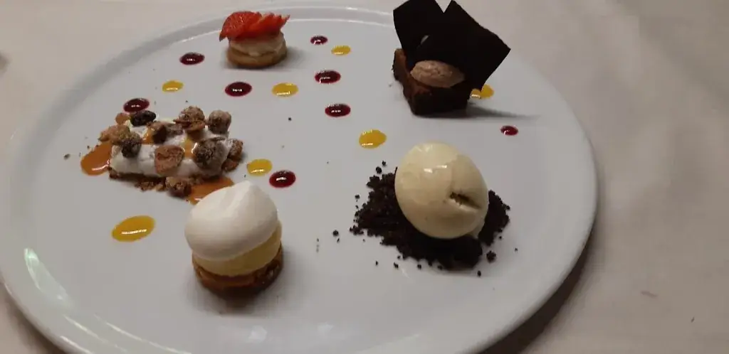 Restaurant La Parenteze_Montussan_slider_image_2