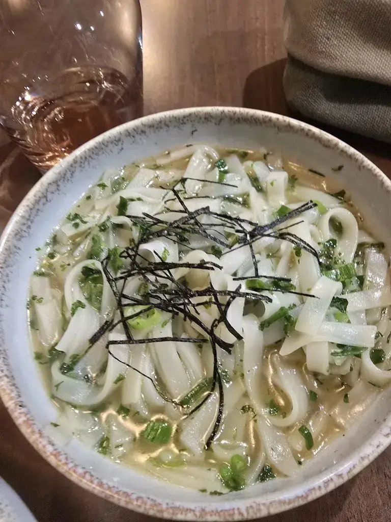 Andy Powell_Chez moi_Clusaz_review