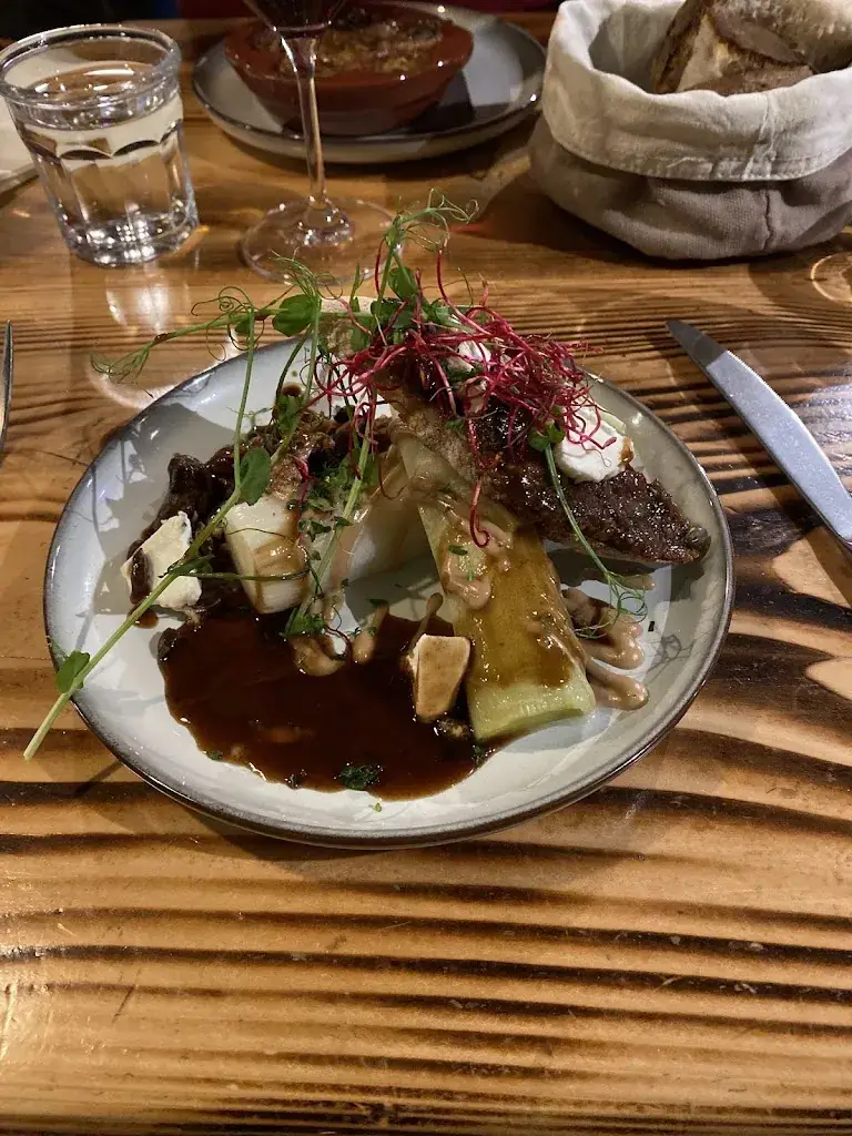 Estella Tuff_Chez moi_Clusaz_review