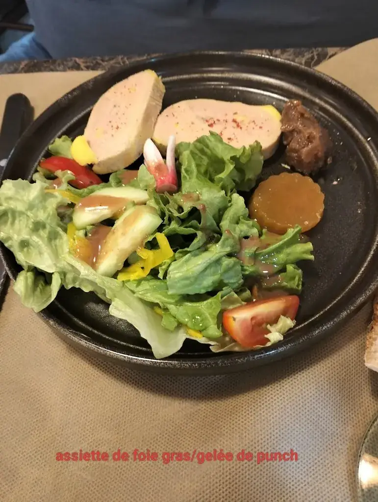 FRÉDÉRIQUE Albistur_Le XAMANGO_Mouguerre_review