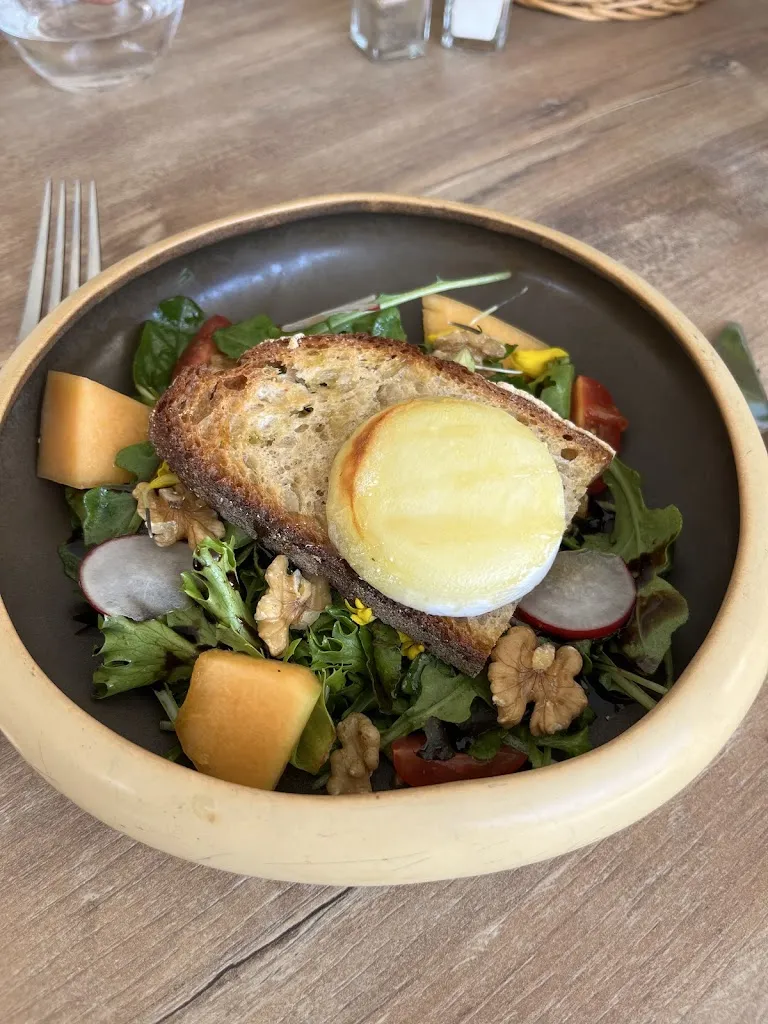 Le 4_Montignac-Lascaux_slider_image_3