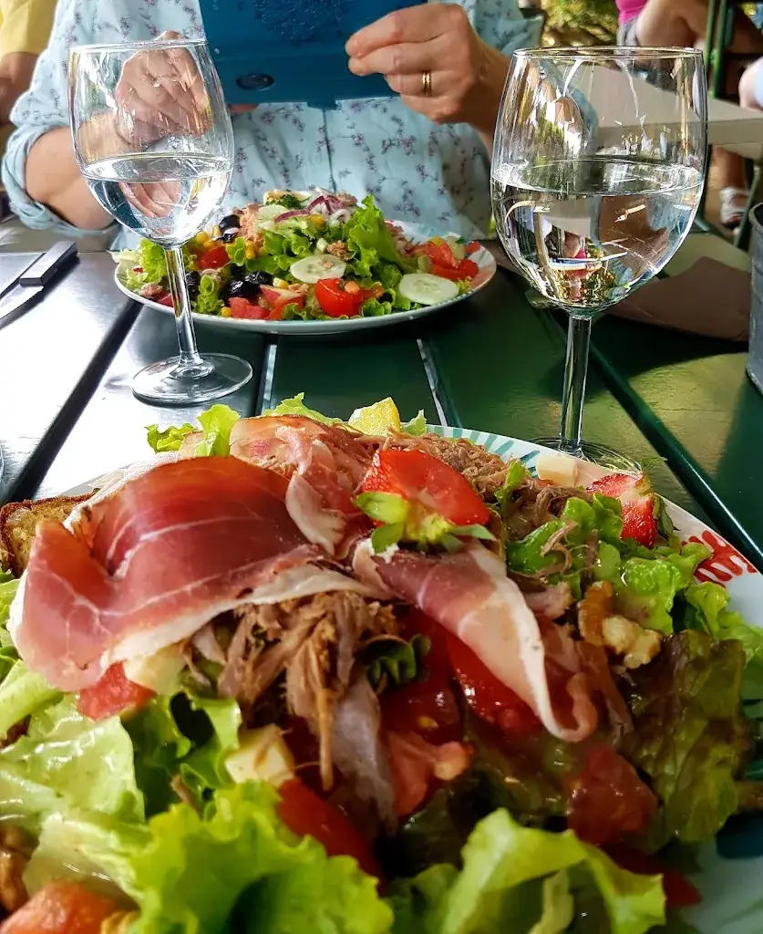 Frank Startin_Restaurant Les Pilotis_Montignac-Lascaux_review