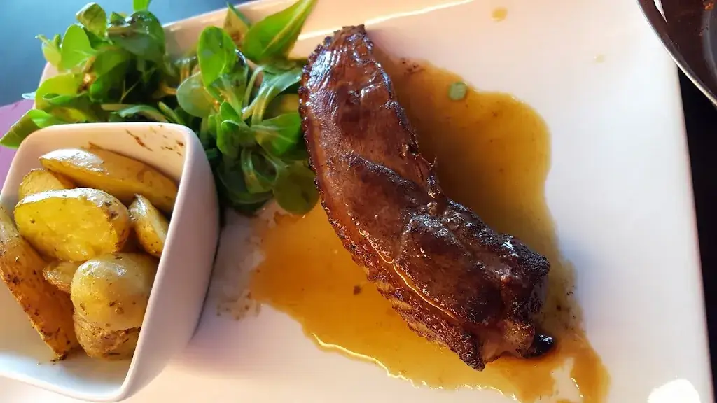 monica pronzini_Restaurant Café Lascaux_Montignac-Lascaux_review