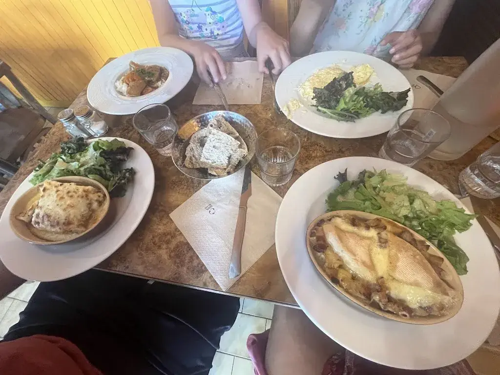 Jelena Hosner_Chez Firmin_Annecy_review