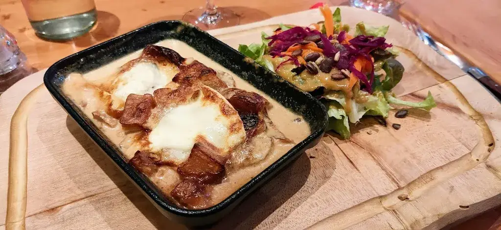 Menu_Restaurant La Caleche Rmt SARL_Clusaz_image_7