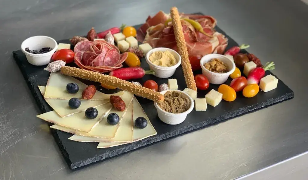 Le Central Mugron_Mugron_slider_image_2