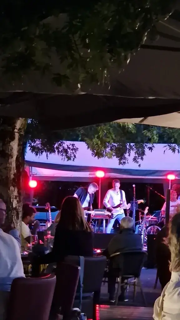 Restaurant l'Argentor_Nanteuil-en-Vallée_slider_image_2