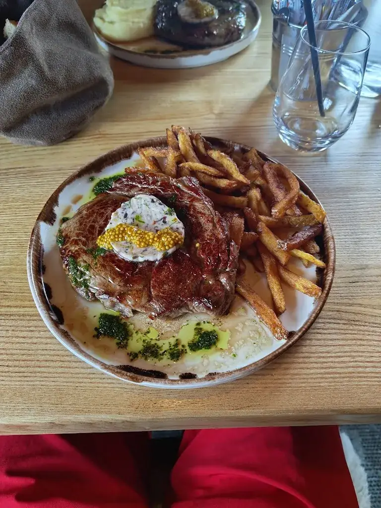 Francois .Ducroux_Restaurant Le Chalet Des Praz_Clusaz_review