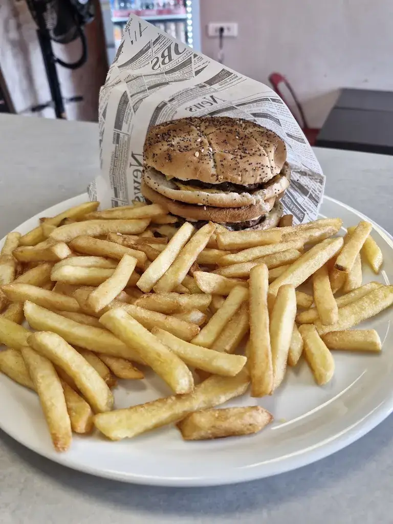 Tokés pizza burger_Nantiat_slider_image_2