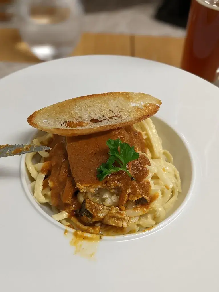 Frédéric Hoguet_La Pierre_Saint-Médard-de-Mussidan_avis