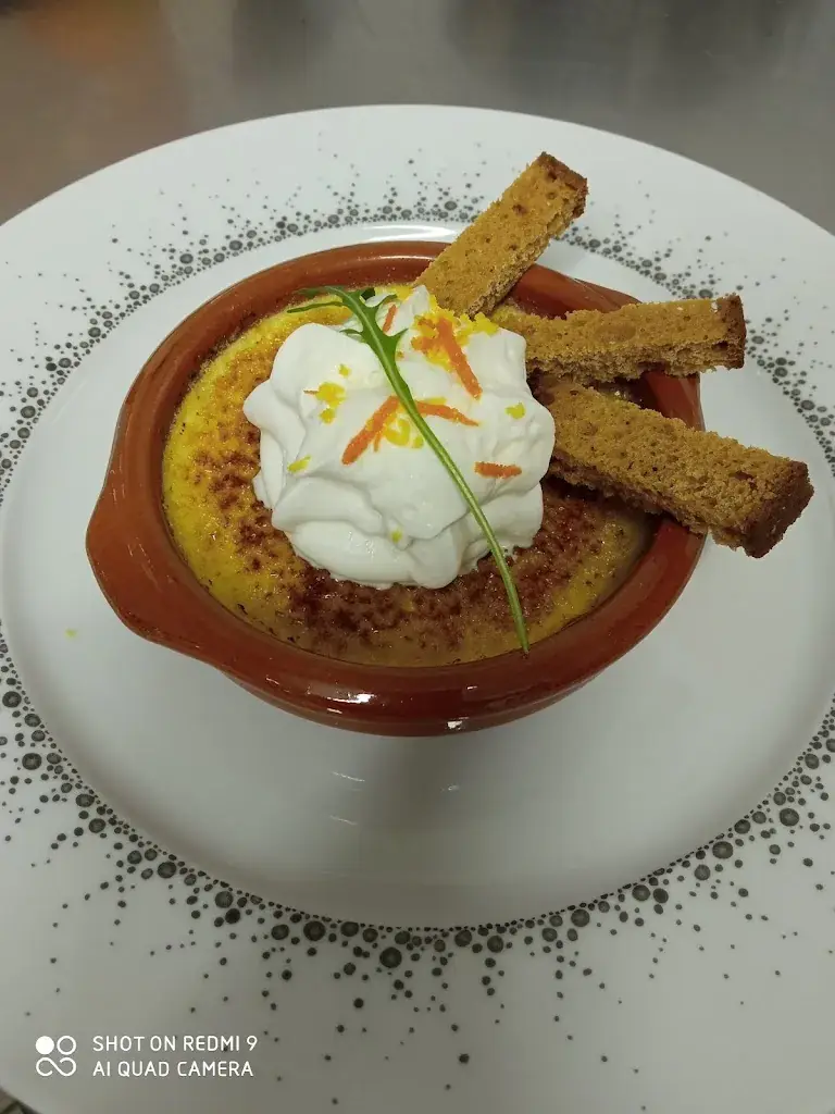 La Pierre_Saint-Médard-de-Mussidan_slider_image_3