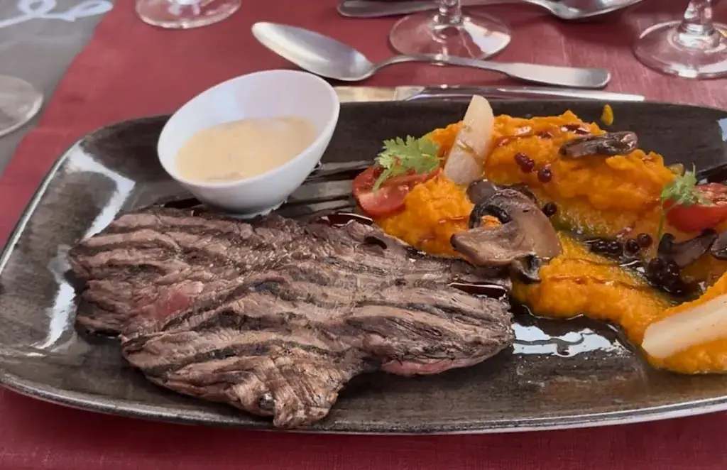 F_l'assiette troglodyte_Sourzac_review