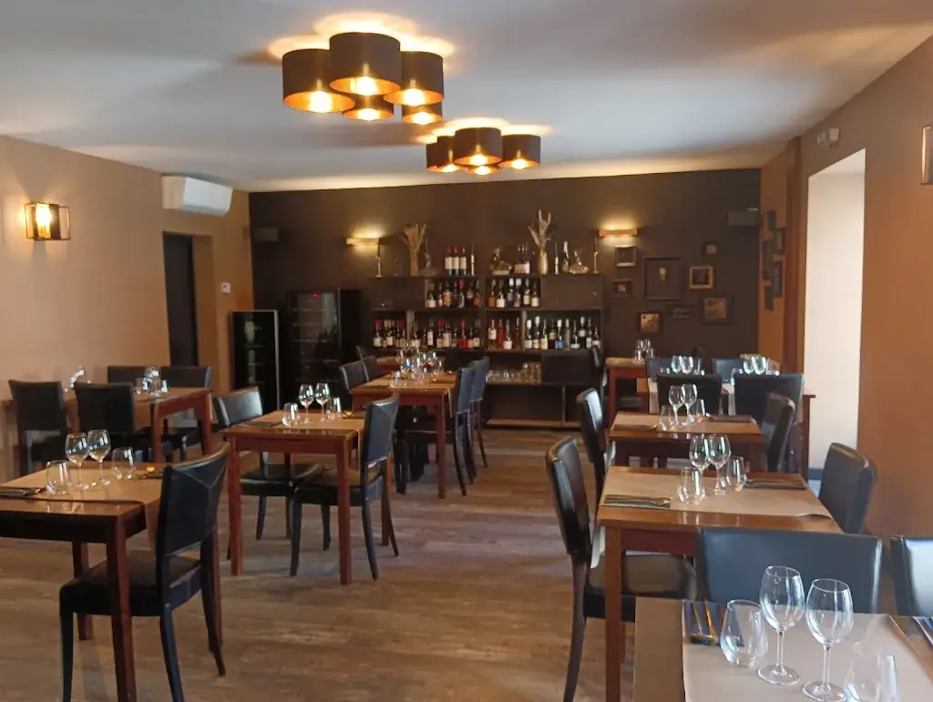 La Douzième Heure ristorante a Douzillac