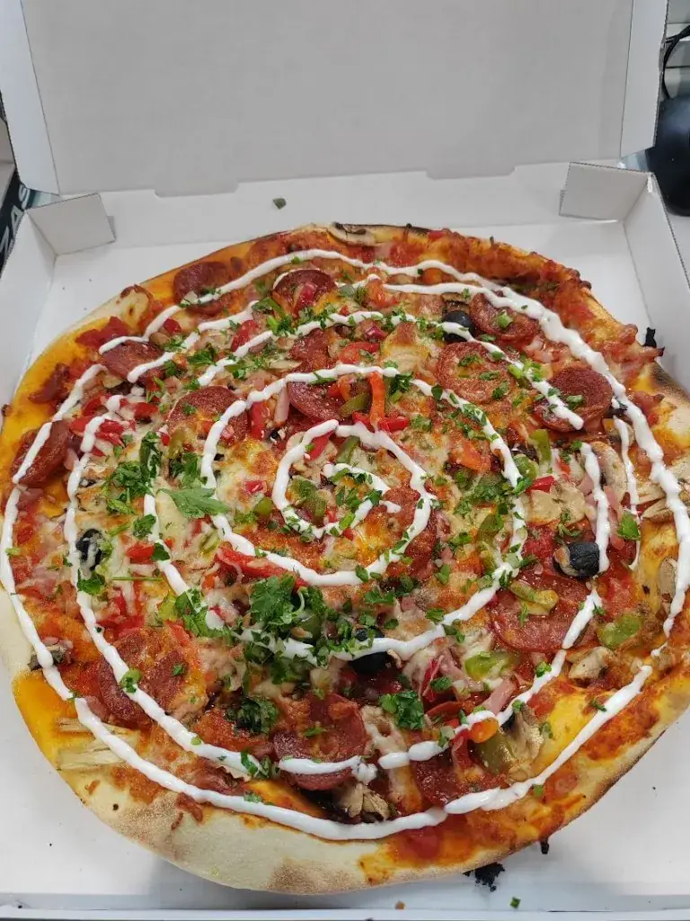 Le kiosque à pizzas restaurant à Saint-Médard-de-Mussidan