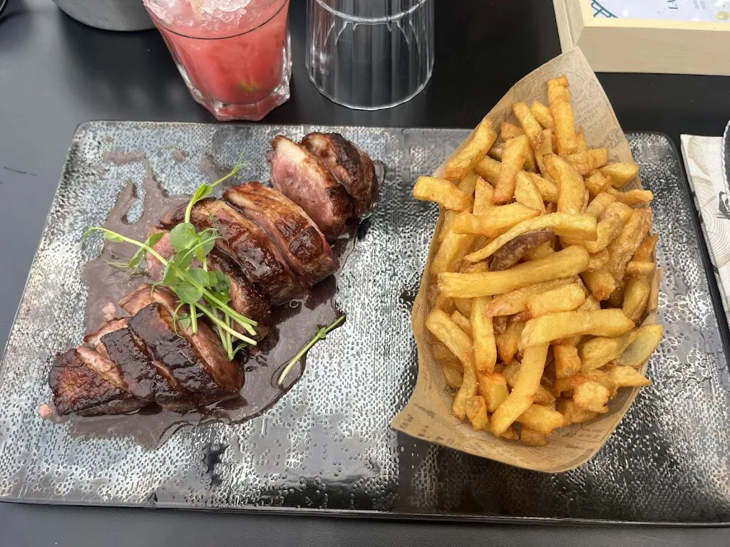 le 102 Restaurant_Angoulême_slider_image_3