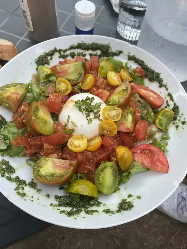 cecile clement_La Guinguette de Neuvic_Neuvic_recensione