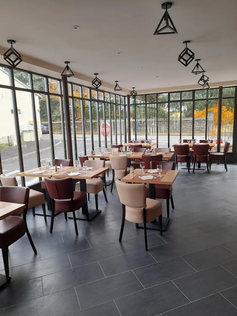 Restaurant Les Saveurs du Terroir Neuvic 19160_Neuvic_slider_image_1