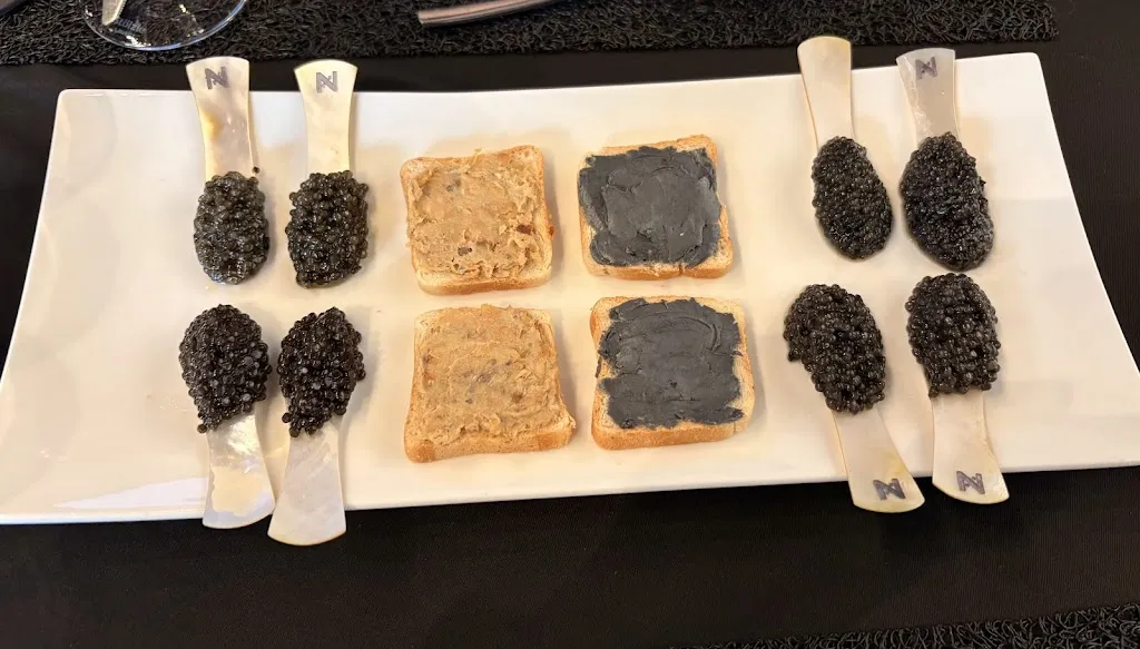 Restaurant : Le Domaine Caviar de Neuvic_Neuvic_slider_image_2