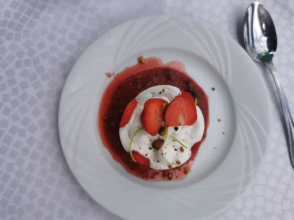 Frédérique-Sophie Beaugier_Restaurant du Château de Neuvic_Neuvic_review