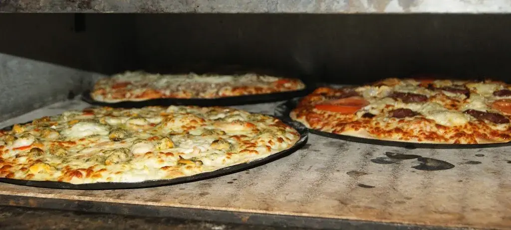 Menu_Pizzéria Le Bouchon_Neuvic_image_2