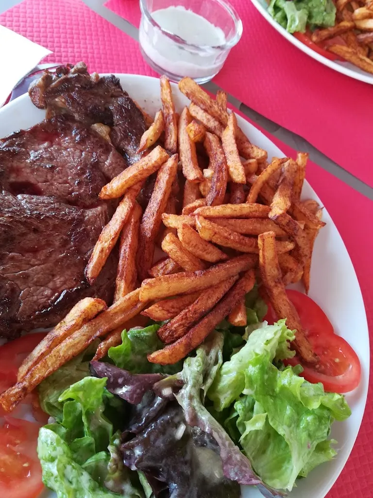 NEW VIC CAFE ristorante a Neuvic