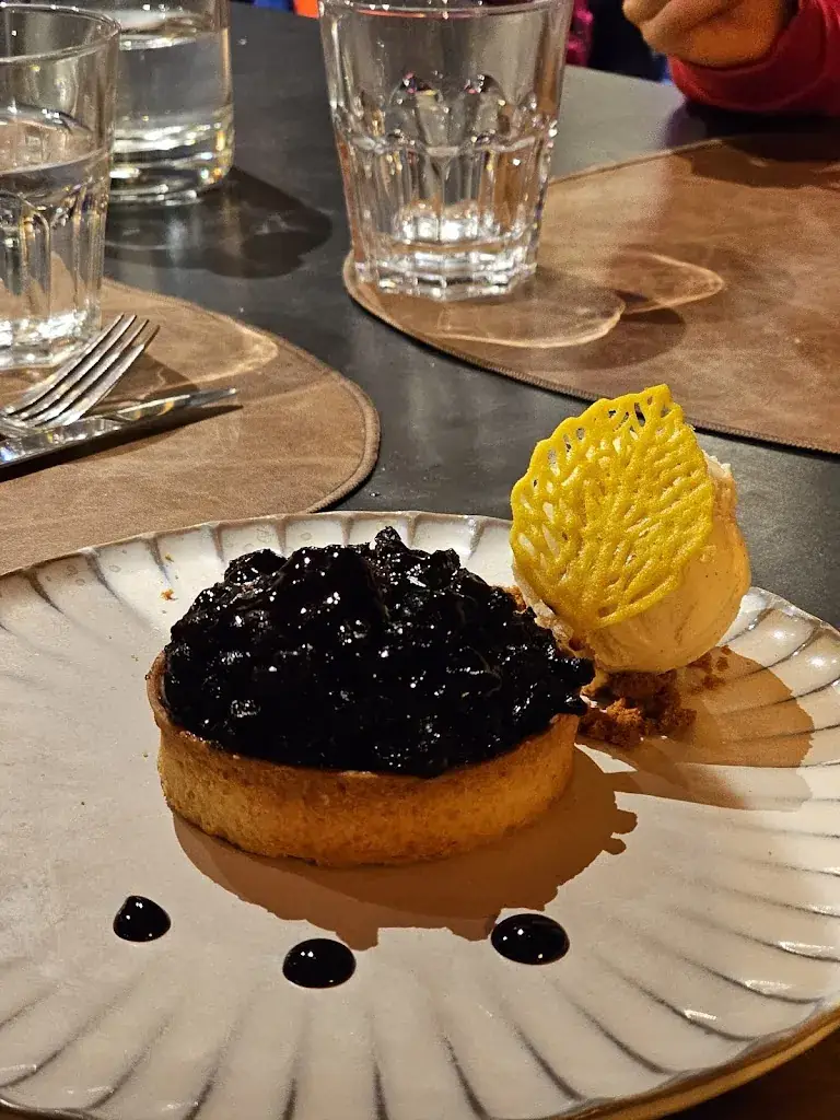 AB NycLonDel_Restaurant La Fruitière Cuisine Gourmande_Clusaz_review