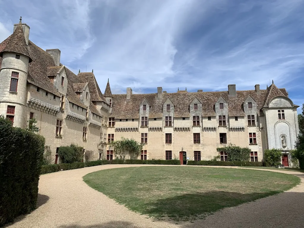 Clare Nevin_Castle of Neuvic_Neuvic_review