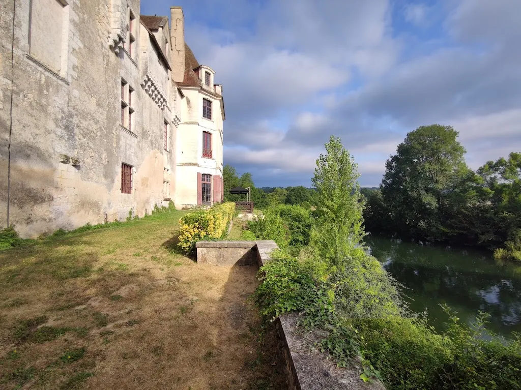 Castle of Neuvic_Neuvic_slider_image_3