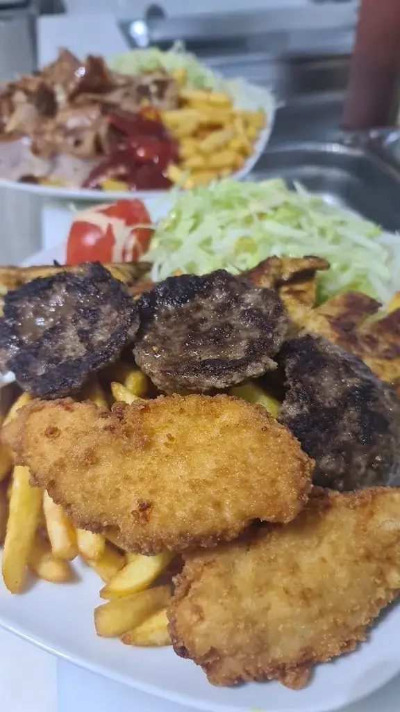 Anatolia kebab_Neuvic_slider_image_3