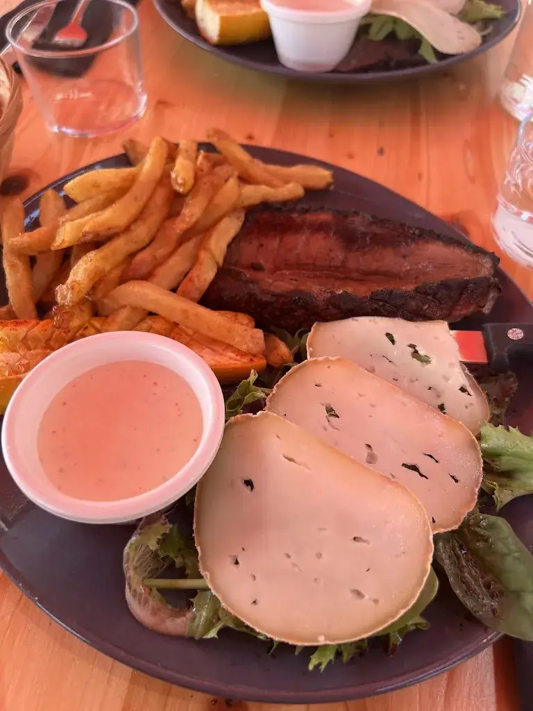 Ambre Lemoine_The Ciron stopover_Villandraut_review