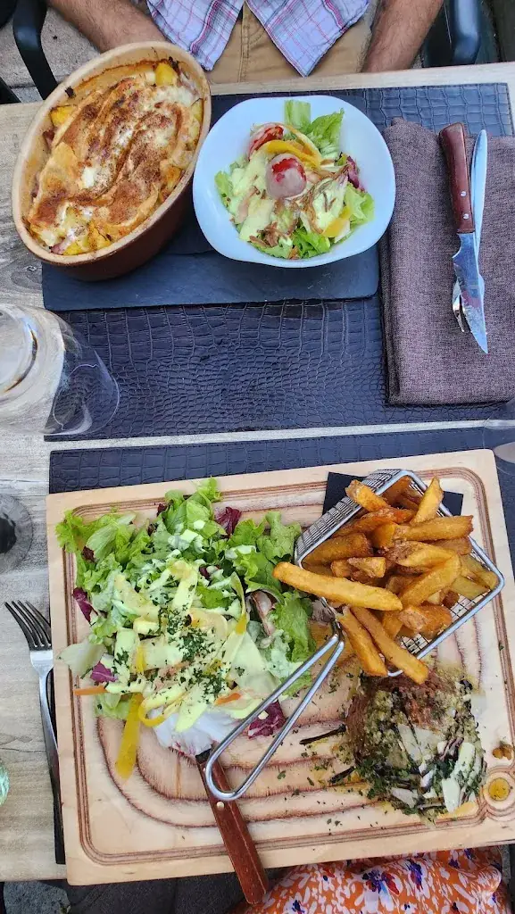 Menu_Restaurant Le Petit Montagnard_Clusaz_image_5