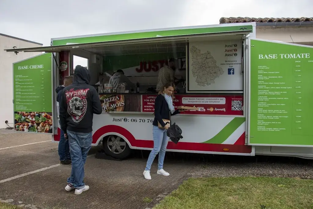 Just'Pizza nouaillé maupertuis ristorante a Nouaillé-Maupertuis