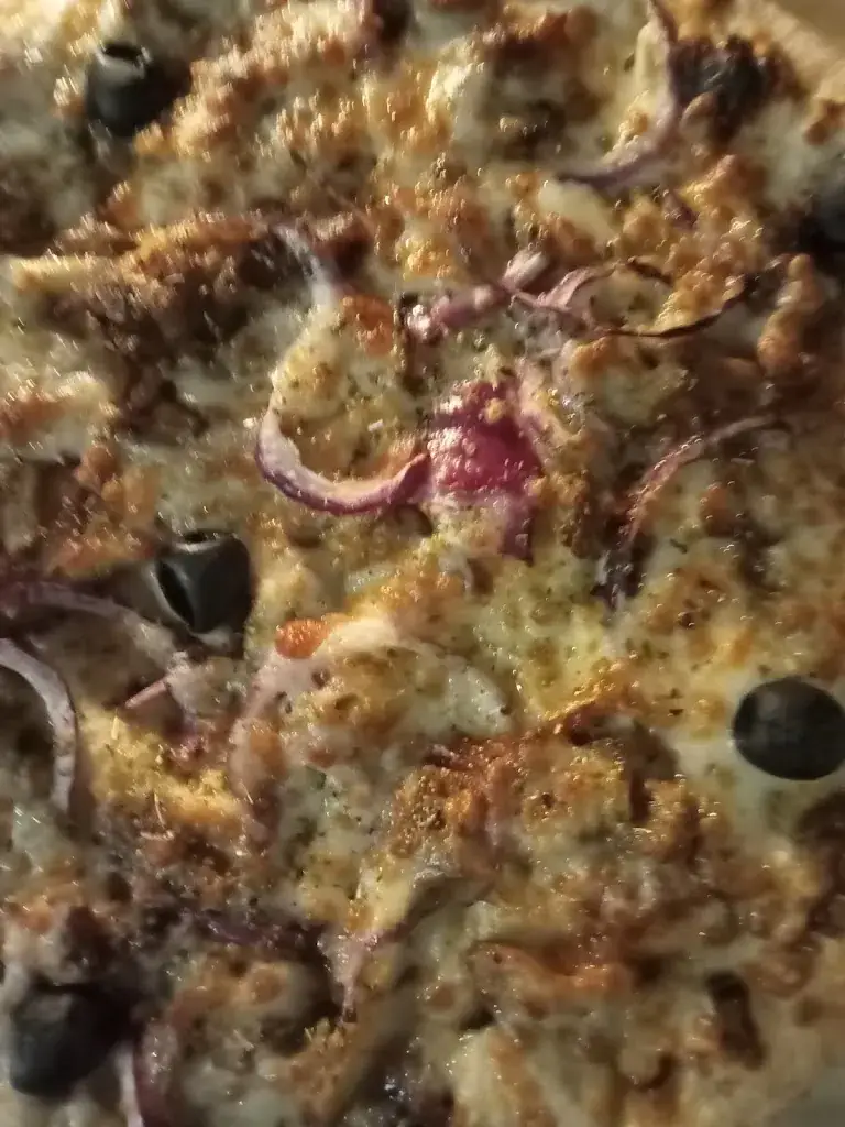 Piqueux Sandrine_Distributeur à pizzas Nouaillé-Maupertuis 24/24 et 7/7 Pizz’à toute heure_Nouaillé-Maupertuis_review