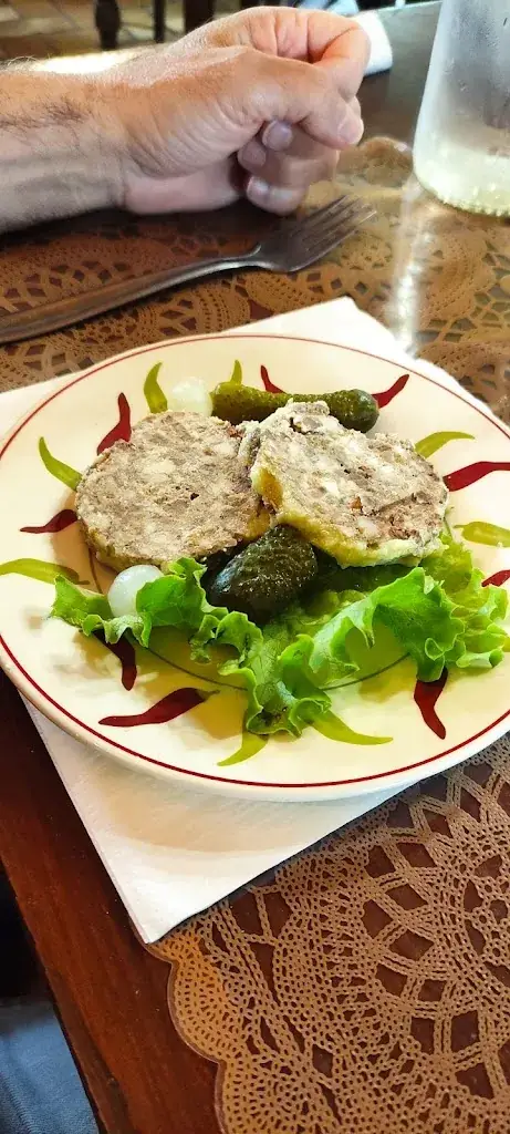 Anouchka_Le Navarre_Soumoulou_review