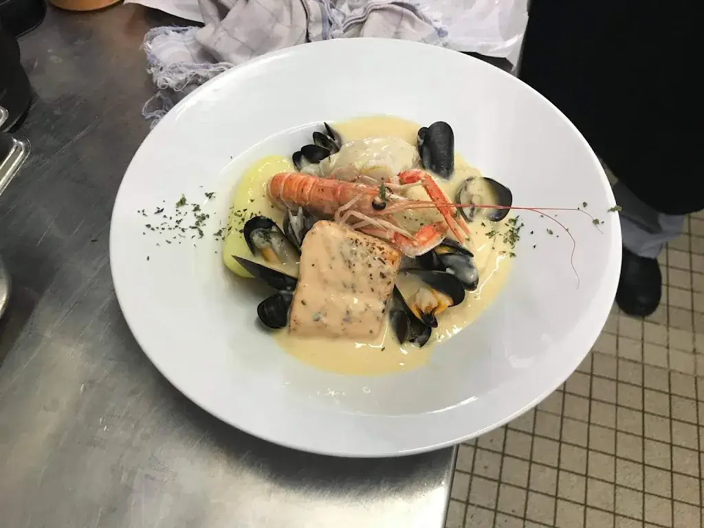 La P'tite Marmite_Cerqueux_slider_image_3