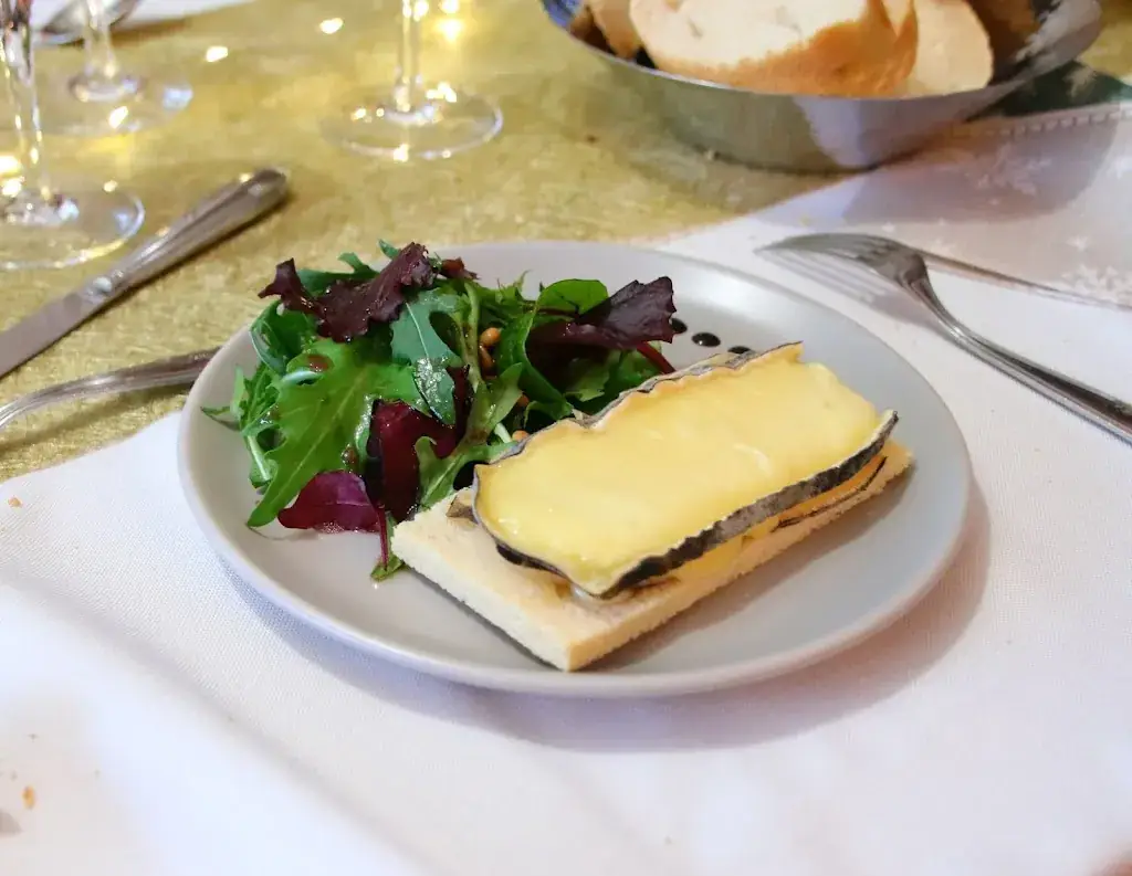 Menu_Restaurant Le Cheval Blanc_Saint-Pierre-des-Échaubrognes_image_4