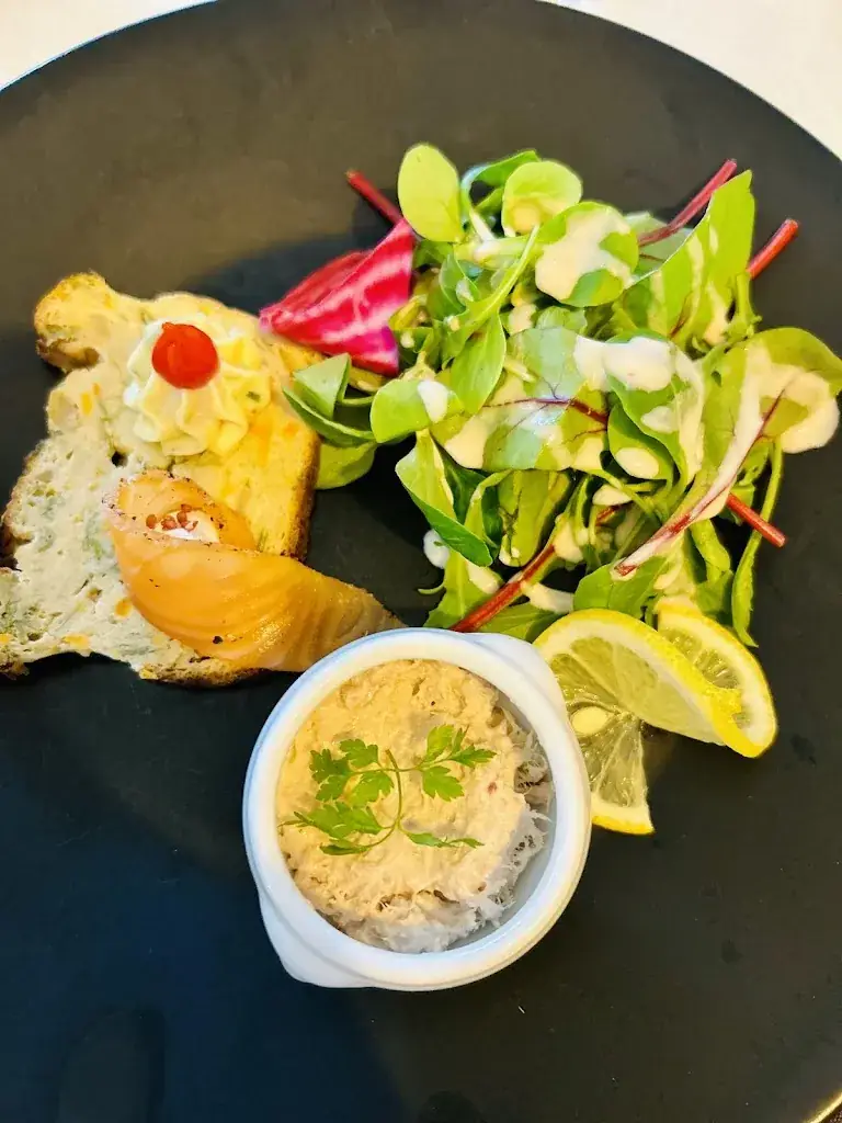 Menu_Restaurant Le Cheval Blanc_Saint-Pierre-des-Échaubrognes_image_6